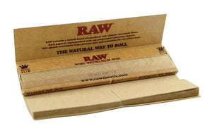 Raw Classic Rolling Papers With Tip